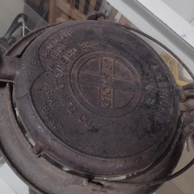 Vintage Griswold Cast Iron Stove Top Waffle Griddle