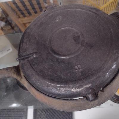 Vintage Lodge Cast Iron Stove Top Waffle Griddle