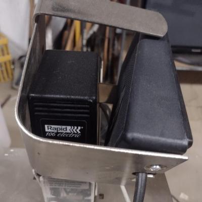 Rapid 106 Electric Stapler