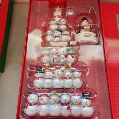 Hallmark Christmas Concert Snowmen Collector's Set