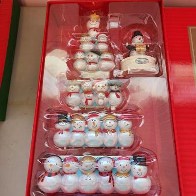 Hallmark Christmas Concert Snowmen Collector's Set