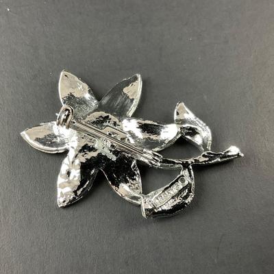-138- BROOCH | Miscellaneous Silver Tone Pins