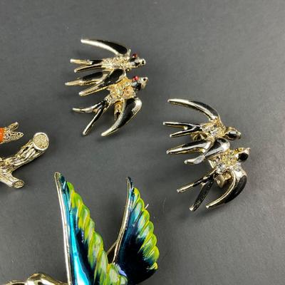 -139- BROOCH | Miscellaneous Multicolored Bird Pins
