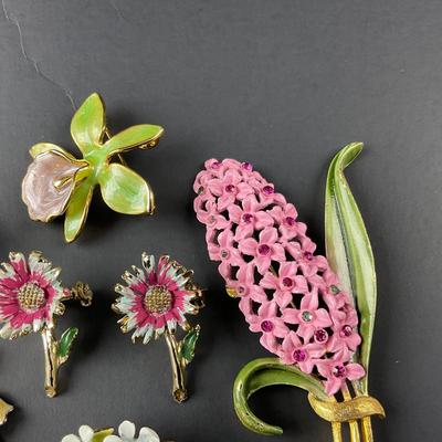 -142- BROOCH | Miscellaneous Multicolored Flower Pins