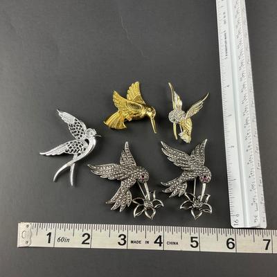 -147- BROOCH | Miscellaneous Humming Bird Pins