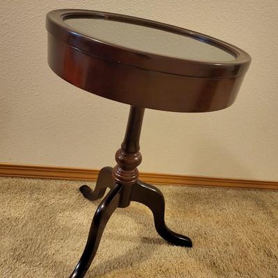 1991 Bombay Company Cherry Shadowbox Side Table