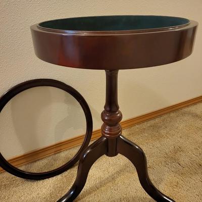 1991 Bombay Company Cherry Shadowbox Side Table