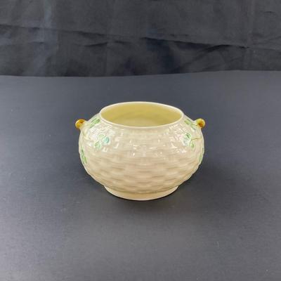 -152- BELLEEK | Shamrock Basketweave Creamer & Sugar Bowl | 6th Mark
