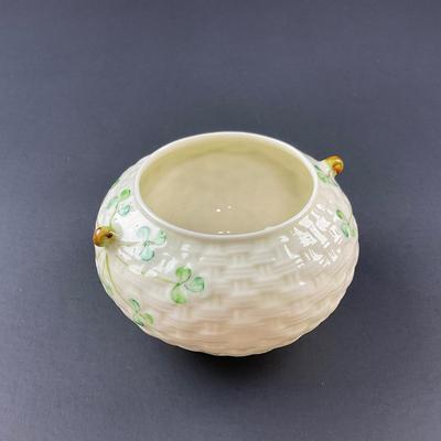 -152- BELLEEK | Shamrock Basketweave Creamer & Sugar Bowl | 6th Mark