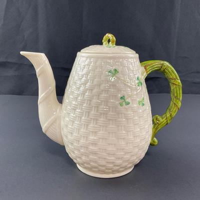 -155- BELLEEK | Shamrock Basketweave Coffee/Teapot | 6th Mark
