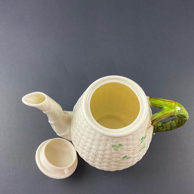 -155- BELLEEK | Shamrock Basketweave Coffee/Teapot | 6th Mark