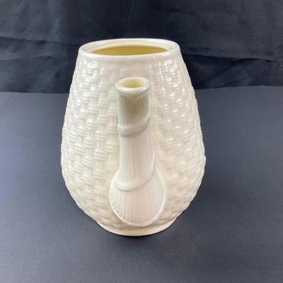 -155- BELLEEK | Shamrock Basketweave Coffee/Teapot | 6th Mark