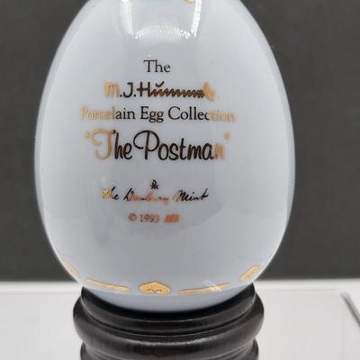 The Danbury Mint Hummel Porcelain Eggs With Stands (3)