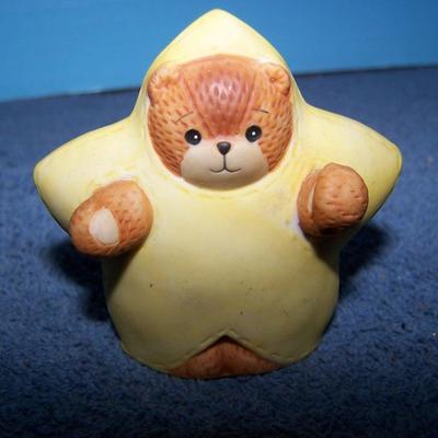 LOT 49 ADORABLE COLLECTABLE LUCY & ME BEARS--PIRATE/STAR/WINTER