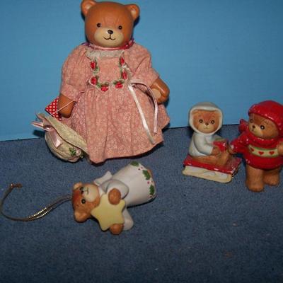 LOT 51 ADORABLE COLLECTABLE LUCY & ME BEARS--DOLL/2 SLED/ANGEL