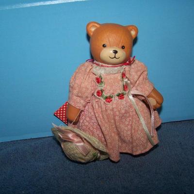 LOT 51 ADORABLE COLLECTABLE LUCY & ME BEARS--DOLL/2 SLED/ANGEL