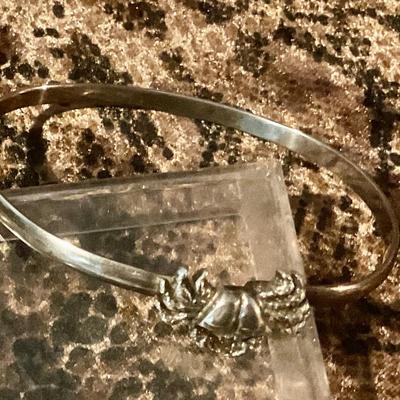 .925 Crab bracelet, fun piece for summer time