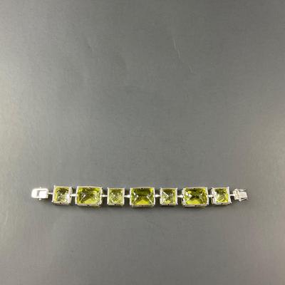 -170- BRACELET | Green Colored Bracelet