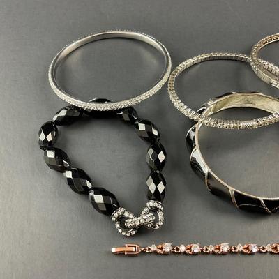 -173- COSTUME JEWELRY | Miscellaneous Bracelets