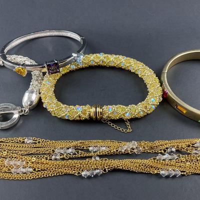 -174- COSTUME JEWELRY | Miscellaneous Bracelets