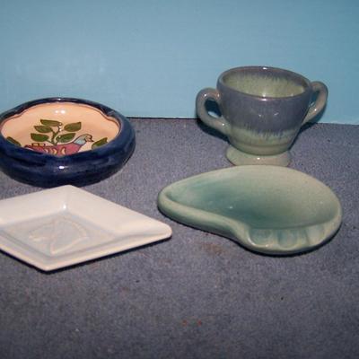 LOT 63 LOVELY POTTERY SEVERAL SIGNED
