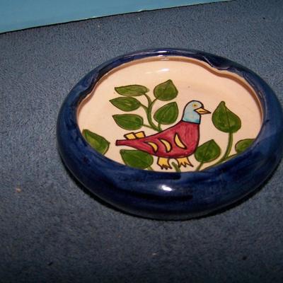 LOT 63 LOVELY POTTERY SEVERAL SIGNED