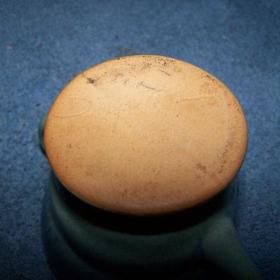 LOT 63 LOVELY POTTERY SEVERAL SIGNED