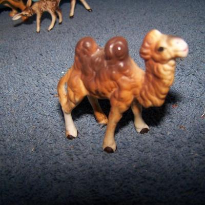LOT 67 GREAT MID CENTURY BONE CHINA MINI CRITTERS