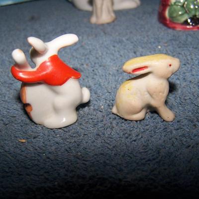 LOT 68 MID CENTURY MINI FIGURINES