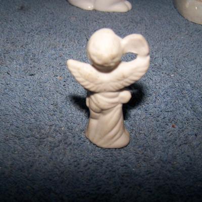 LOT 68 MID CENTURY MINI FIGURINES