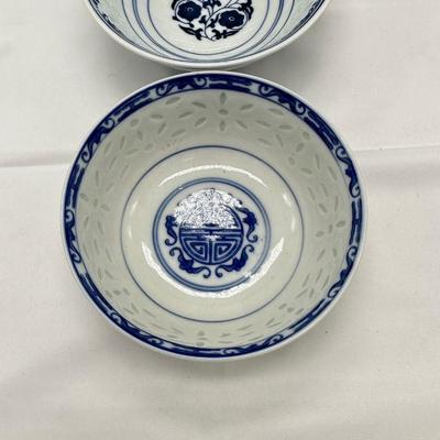 Pair of Chinese Porcelain Translucent Rice-Pattern Ware Bowls-local pickup and shipping available