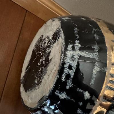 Vintage ceramic architectural vase-local pickup and shipping available