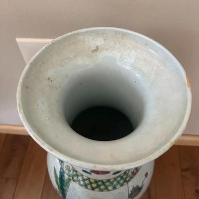 Very large Chinese Porcelain Vase-local pickup and shipping available