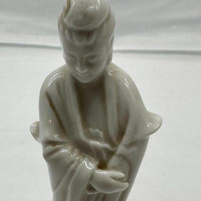 Chinese Vintage Blanc De Chine Figure of Quanyin