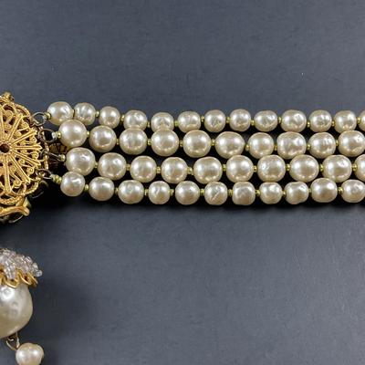-180- MIRIAM HASKELL | Statement Pearl Bracelet | Marked