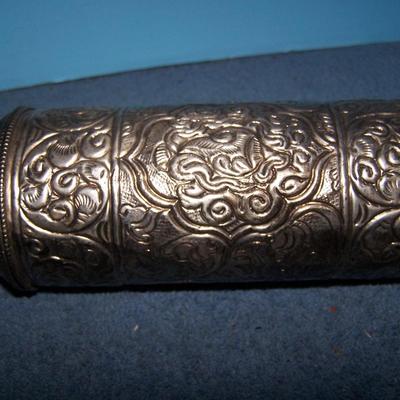 LOT 74 GORGEOUS VINTAGE TIN SCROLL HOLDER