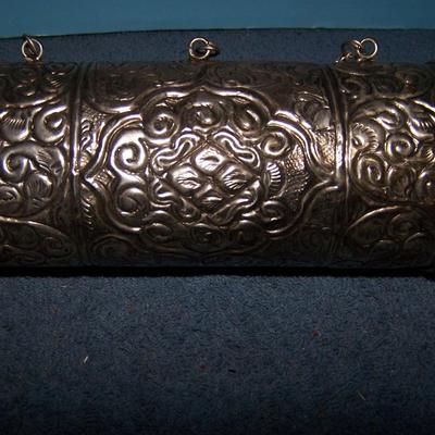 LOT 74 GORGEOUS VINTAGE TIN SCROLL HOLDER