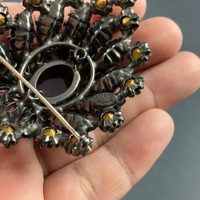 -181- SCHREINER NEW YORK| Purple Colored Brooch | Marked