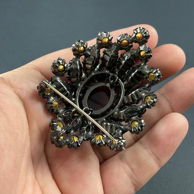 -181- SCHREINER NEW YORK| Purple Colored Brooch | Marked