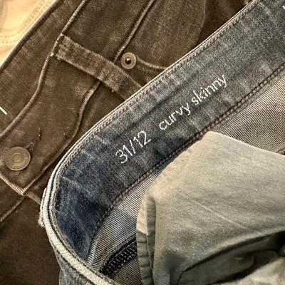 3 PAIRS OF LOFT JEANS SIZE 12