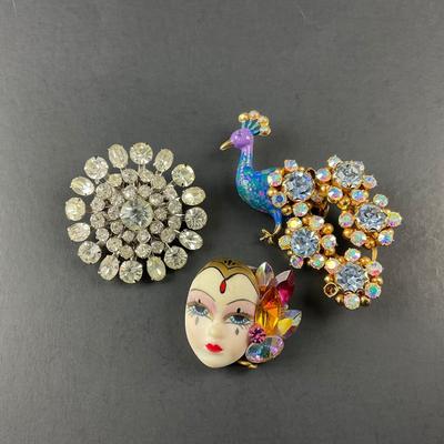 -185- BROOCH | Miscellaneous Multicolored Rhinestone Pins