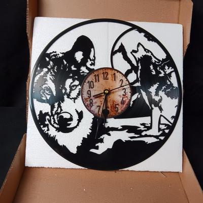 WOLF SILHOUETTE WALL CLOCK