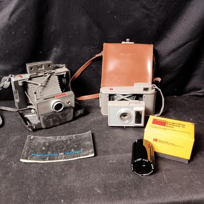VINTAGE POLAROID 101 LAND CAMERA AND POLAROID J33 CAMERA