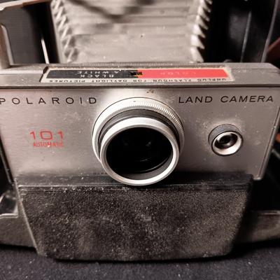 VINTAGE POLAROID 101 LAND CAMERA AND POLAROID J33 CAMERA