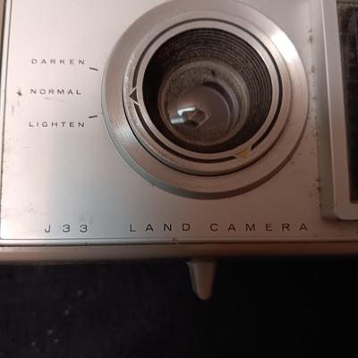 VINTAGE POLAROID 101 LAND CAMERA AND POLAROID J33 CAMERA