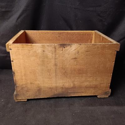 WOODEN FRUIT CRATE