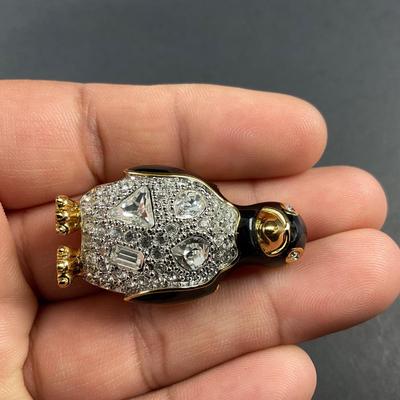 -188- SWAROVSKI | Crystal Penguin Brooch | Marked