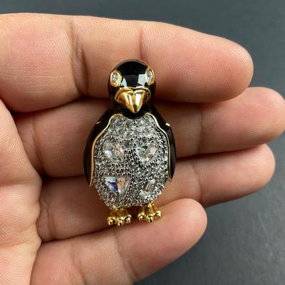 -188- SWAROVSKI | Crystal Penguin Brooch | Marked
