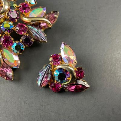 -191- DEMI KRAMER | Peacock Molded Glass Gold, Purple, Red, Rhinestone Pin & Earrings | Marked