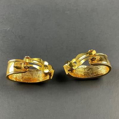 -194- ST. JOHN | Gold Tone “Diamond” Pattern & Black Enamel & Swarovski Crystals Earrings